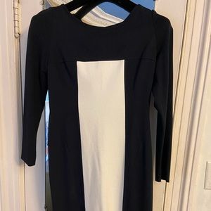 Akriis navy/cream block stripe. Size 6. New.